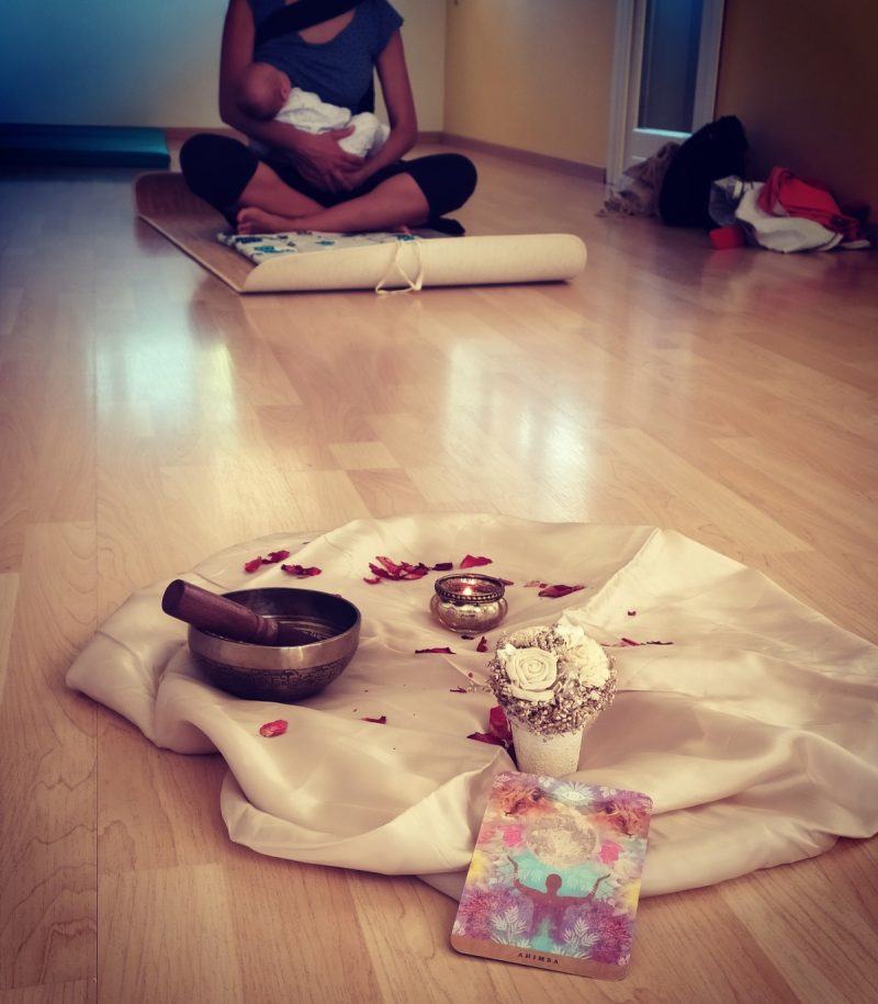 Valentina lezione yoga post parto