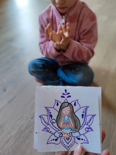 Valentina yoga kids2 - Modificata